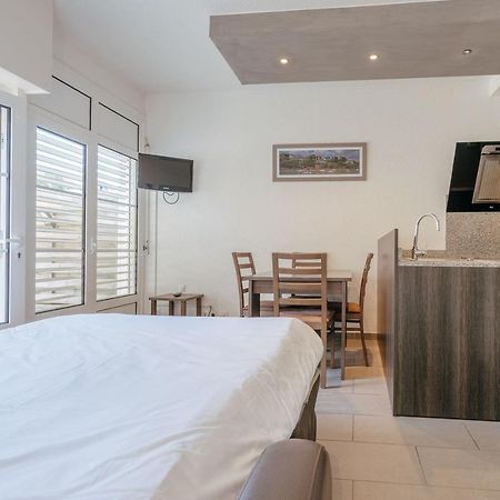 Vvf Residence Golfe Du Morbihan ลาร์โมร์-บาดอง ภายนอก รูปภาพ