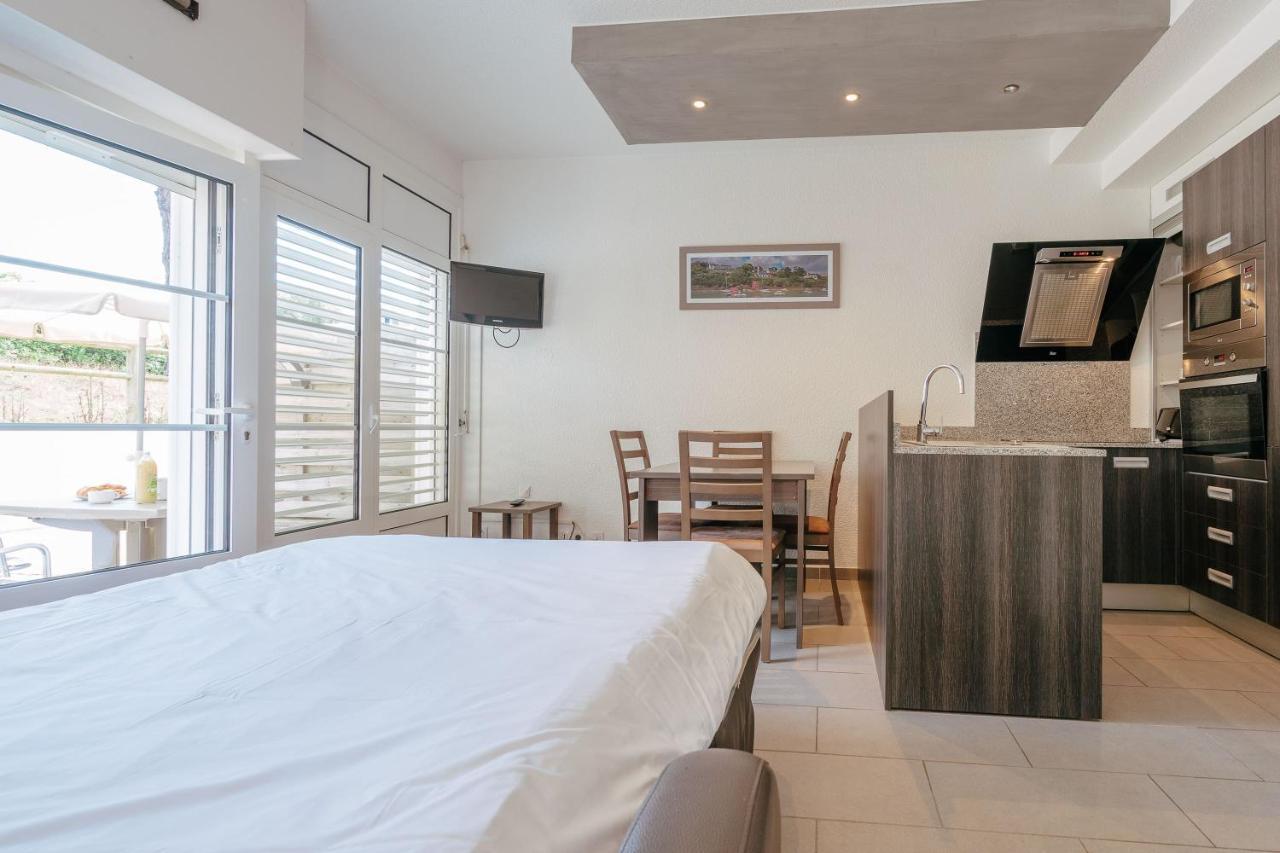 Vvf Residence Golfe Du Morbihan ลาร์โมร์-บาดอง ภายนอก รูปภาพ
